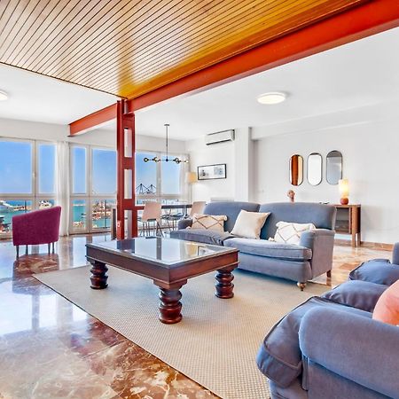 Apt Alameda De Colon Solo Familias マラガ エクステリア 写真