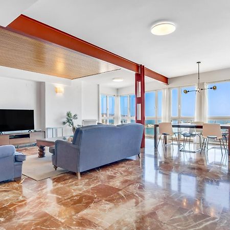 Apt Alameda De Colon Solo Familias マラガ エクステリア 写真